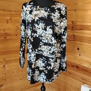 J.Jill Large Floral Long Sleeve Tunic
